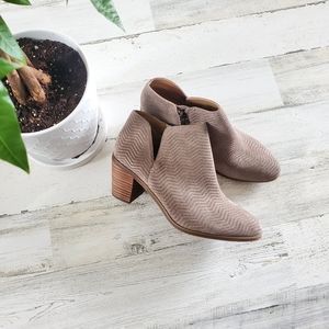Lucky brand tan booties